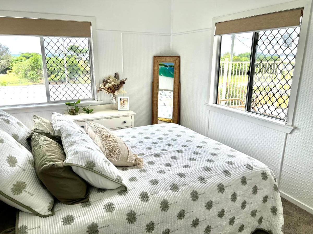 The Luv Shack At The Beach Yeppoon Exterior photo