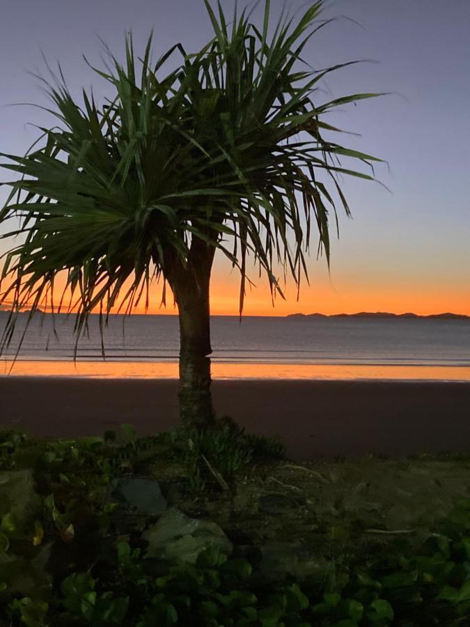 The Luv Shack At The Beach Yeppoon Exterior photo